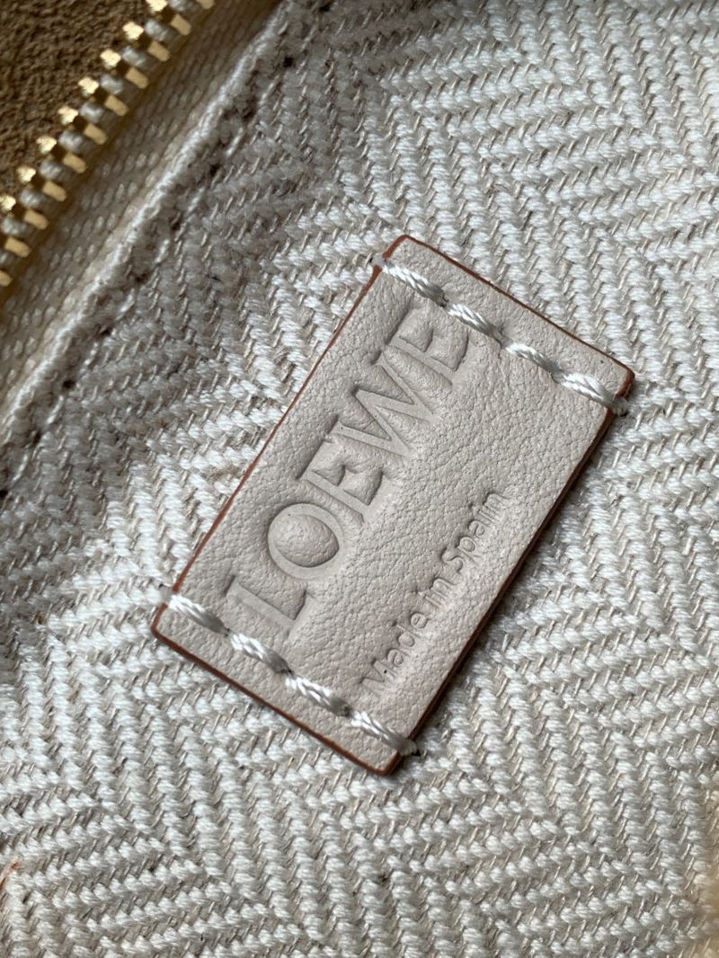 Loewe Puzzle Bags